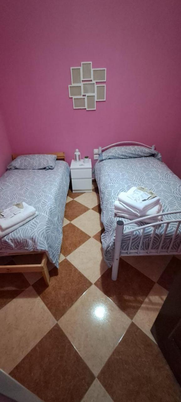 Apartamento Patio Andalusi Junto A La Vina Cádiz Exterior foto