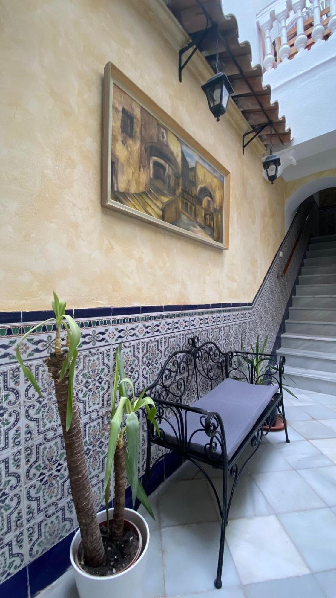 Apartamento Patio Andalusi Junto A La Vina Cádiz Exterior foto